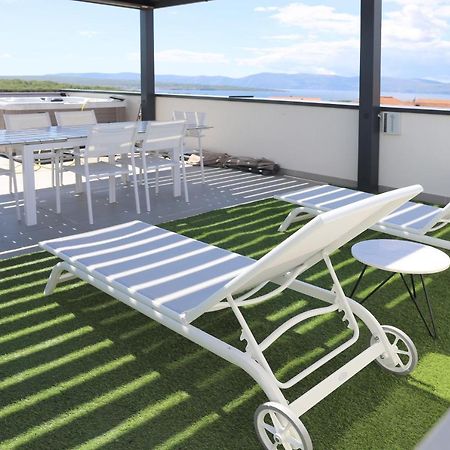 Apartments Terra Sun With Private Pool Or Jacuzzi Nijvice Zewnętrze zdjęcie