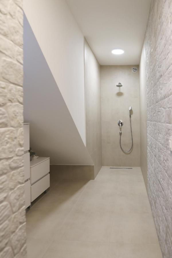 Apartments Terra Sun With Private Pool Or Jacuzzi Nijvice Zewnętrze zdjęcie